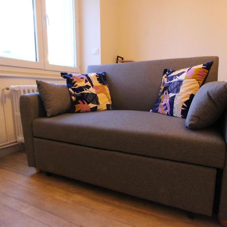 Loudeac : Appartement T2 Chaleureux Centre Ville ภายนอก รูปภาพ