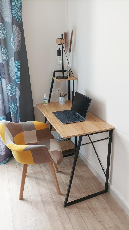 Loudeac : Appartement T2 Chaleureux Centre Ville ภายนอก รูปภาพ